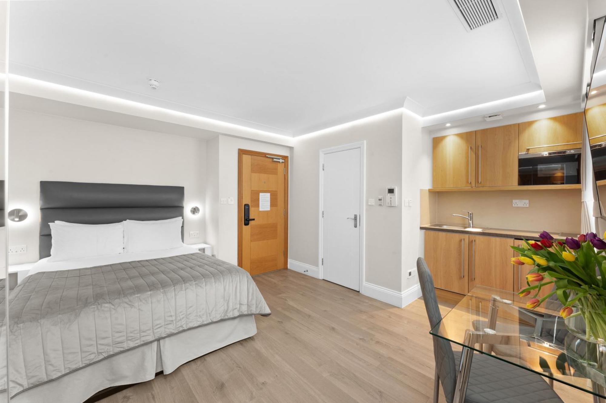 Cleveland Residences Russell Square London Exterior photo