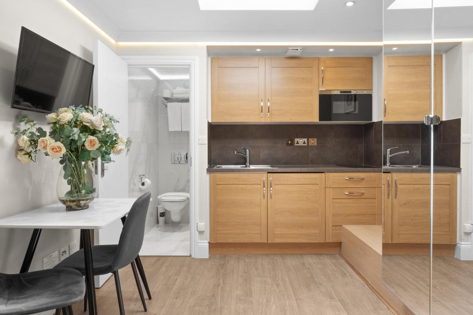 Cleveland Residences Russell Square London Exterior photo